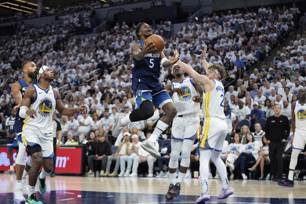 NBA季後賽(影)／柯瑞不在勇士攻守失序　G2遭灰狼痛宰系列賽戰平