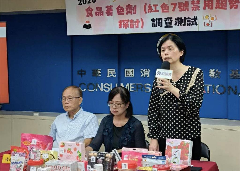 色素「紅色7號」遭指恐傷肝腎   食藥署：目前不會立即禁用
