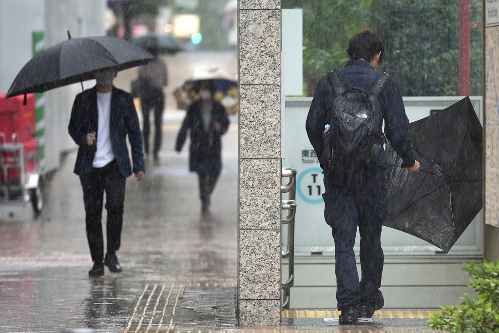 日本多地連日暴雨　西部和歌山、山口淹水土石崩塌