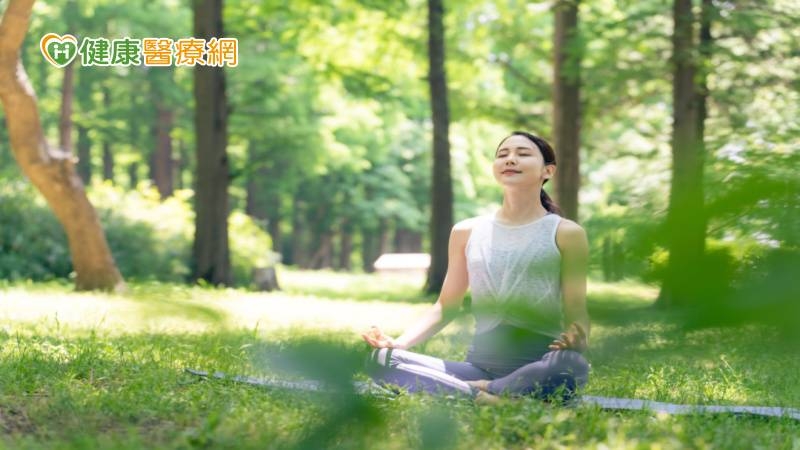 放鬆別只窩在家！研究：接觸大自然有助緩解憂鬱和焦慮