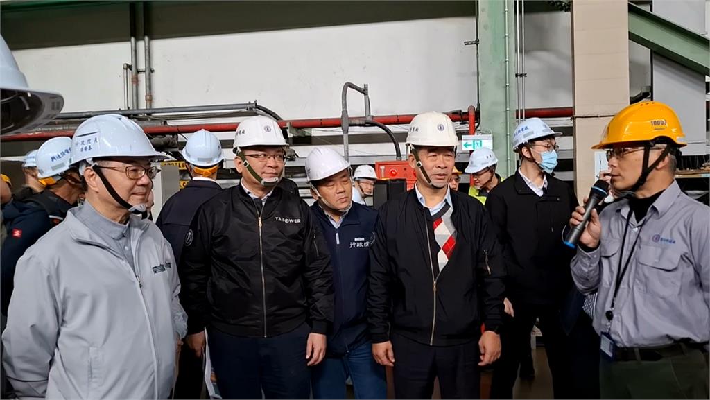 視察興達電廠勉勵台電員工　卓揆喊話盼國會理性討論
