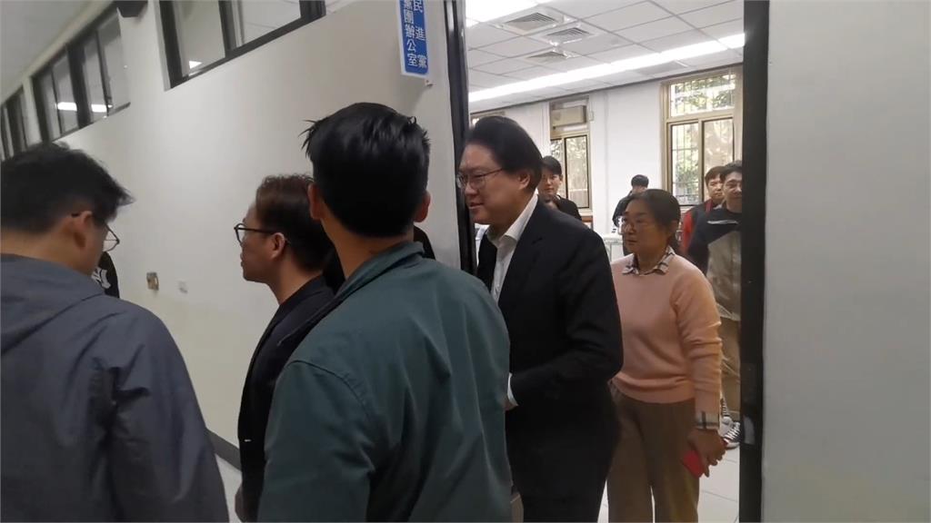 罷免牛煦庭連署破3萬　罷團：達標後將助友軍催連署