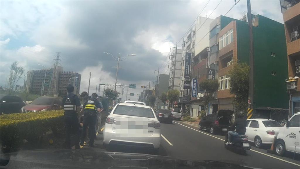 快新聞／毒品加笑氣雙重違禁！　桃園男吸喪屍菸連撞兩車落網