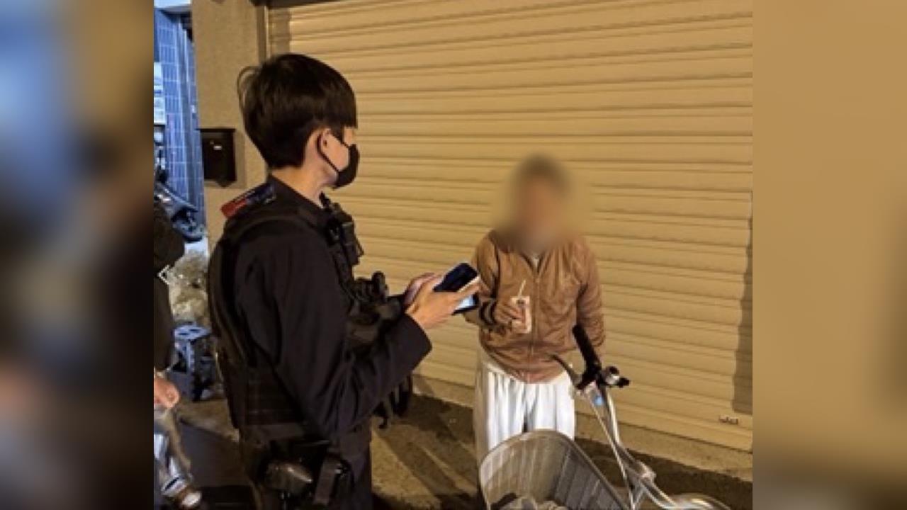 快新聞/驚!騎車領普發1萬「過勞累倒路旁」 81歲迷路失智翁下場曝光