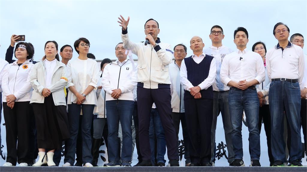 朱立倫「非法集會」自首衝第一!他反揪「這1事沒擔當」笑諷:狗熊演英雄