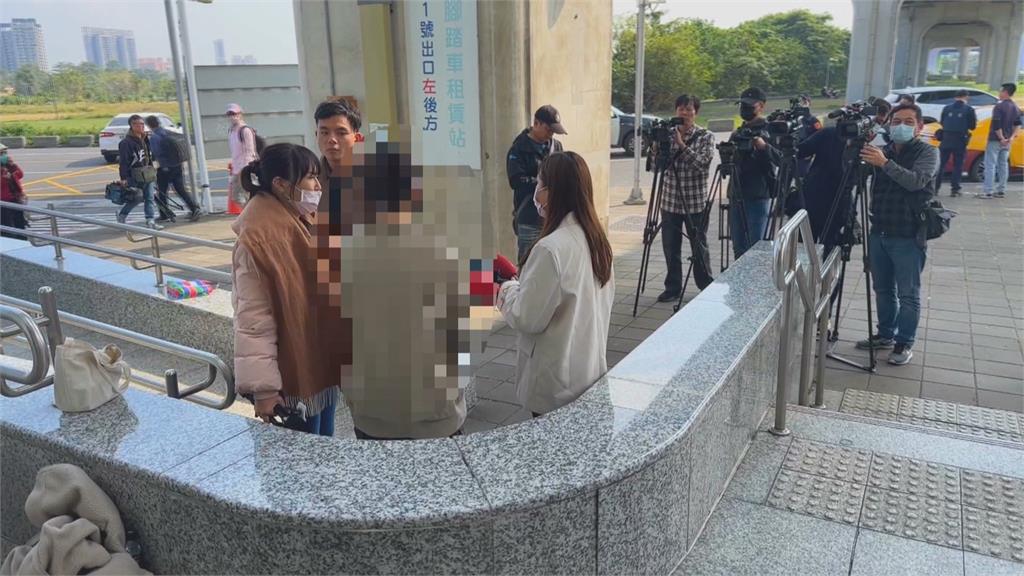 高雄某科大教授爆性騷！　「環抱磨蹭」女學生近22人受害
