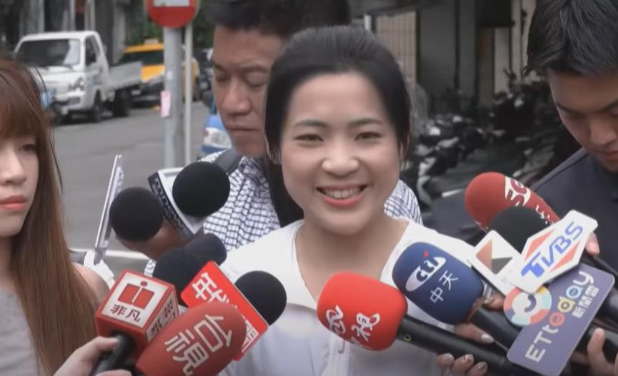 快新聞/蛤?徐巧芯怒嗆民進黨「停止司法追殺」 轉頭又喊:不撤告曹興誠