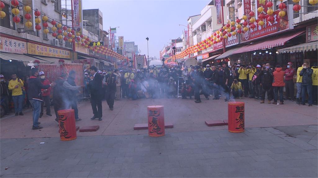 新港奉天宮元宵遶境　藍綠政要共襄盛舉