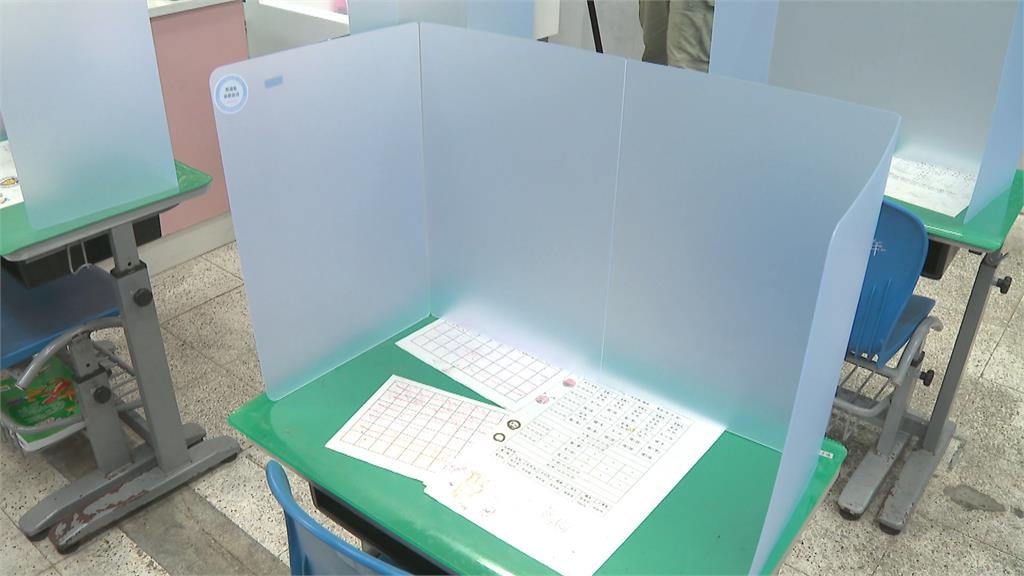 開學倒數　防疫用品準備好了！　校園準備近萬個口罩應戰