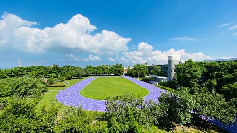 獨家／奧運田徑場館「薰衣草跑道」好浪漫　台灣同款藏身校園