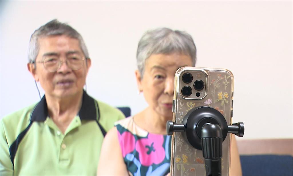 異言堂(影)／我返老還童！ 75歲嬤當網紅聊 「老老照」　圈粉逾2.7萬人