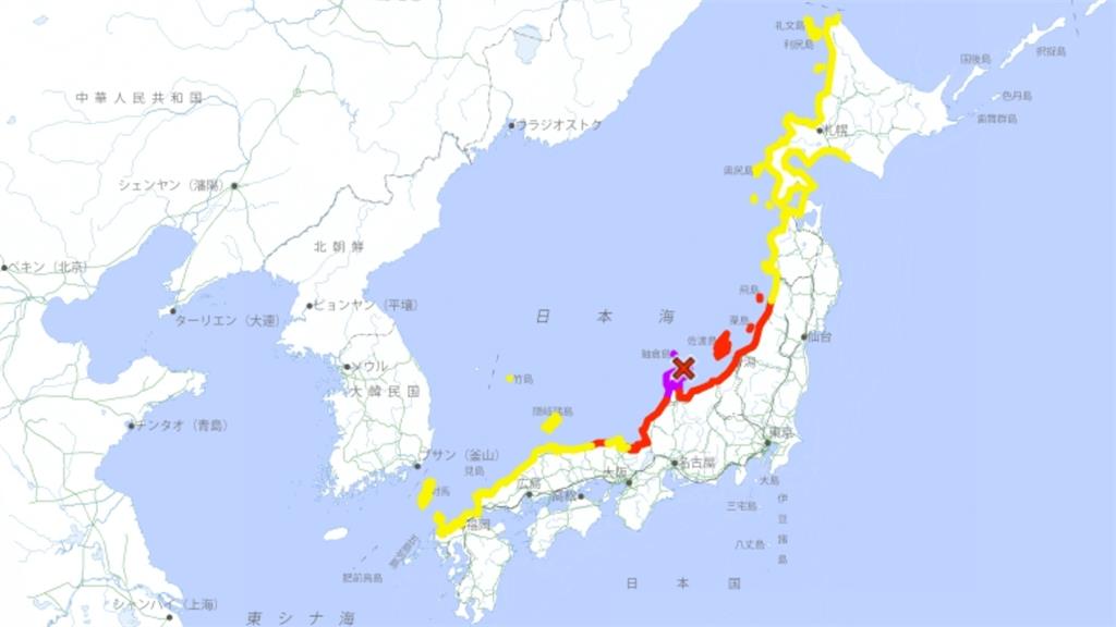 日本能登7.6強震！迪士尼遊客「蹲坐避難」畫面曝　6萬人緊盯直播嚇壞