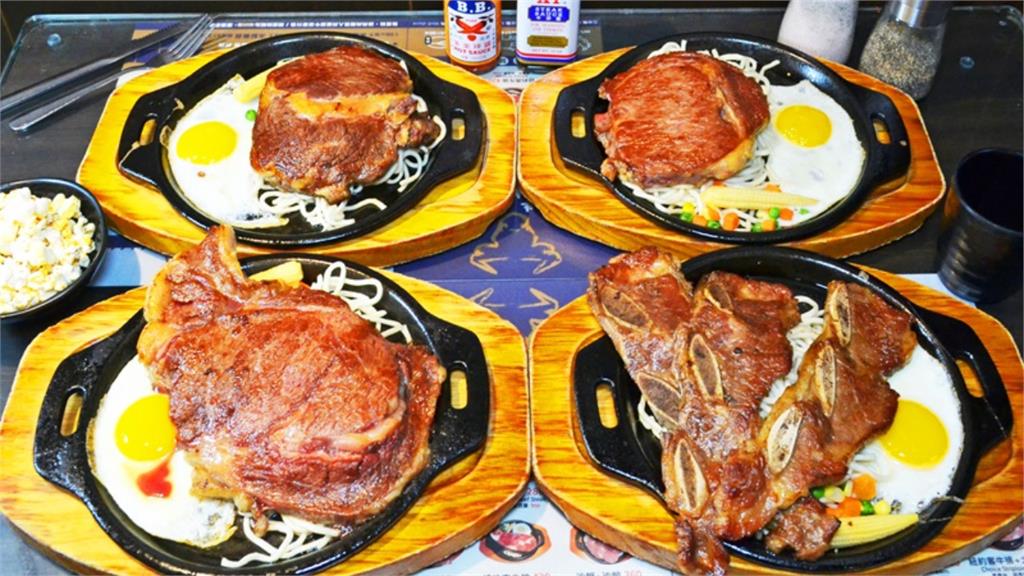 牛排館菜單「80元鐵板麵」不敢點?鄉民自曝月底省錢餐:我就是點這個的