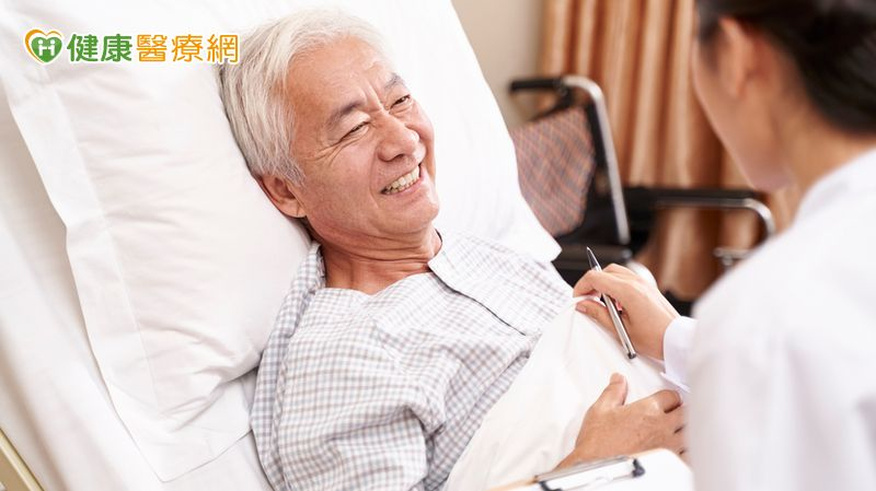 微創主動脈分支支架手術 不開胸也能治療主動脈弓血管瘤