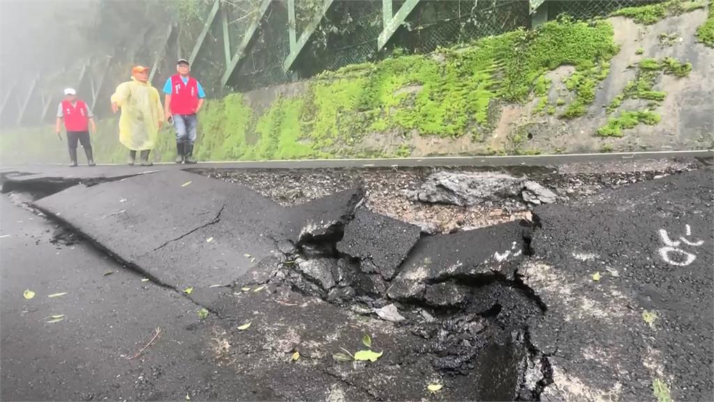 屏東三地門鄉德文村道路中斷多日　高樹鄉村落淹水