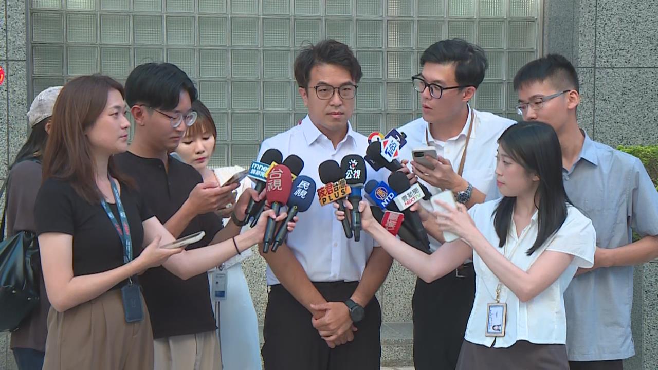 快新聞／不排斥和黃珊珊同台？沈伯洋專訪給出答案了　親曝兩人昔日互動