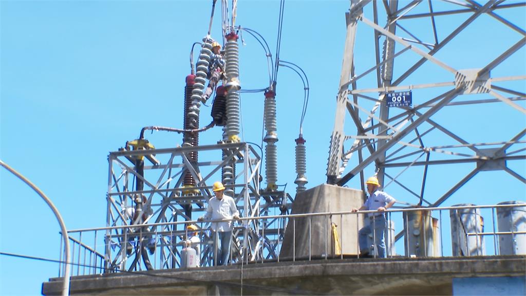 中和電塔疑用電量過大爆炸 台電：不會造成用戶停電