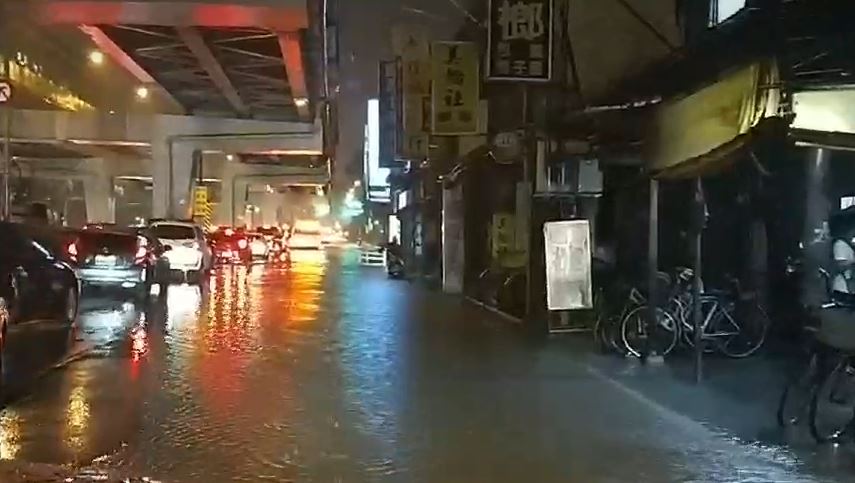 å¿«è¨Š åŒ—åŒ—åŸºå¤§é›·é›¨ä¾†è¥²å¤§å®‰ ä¿¡ç¾©å€ç­‰åœ°æ·¹æ°´ä¸€ç´šè­¦æˆ' æ°'è¦–æ–°èžç¶²