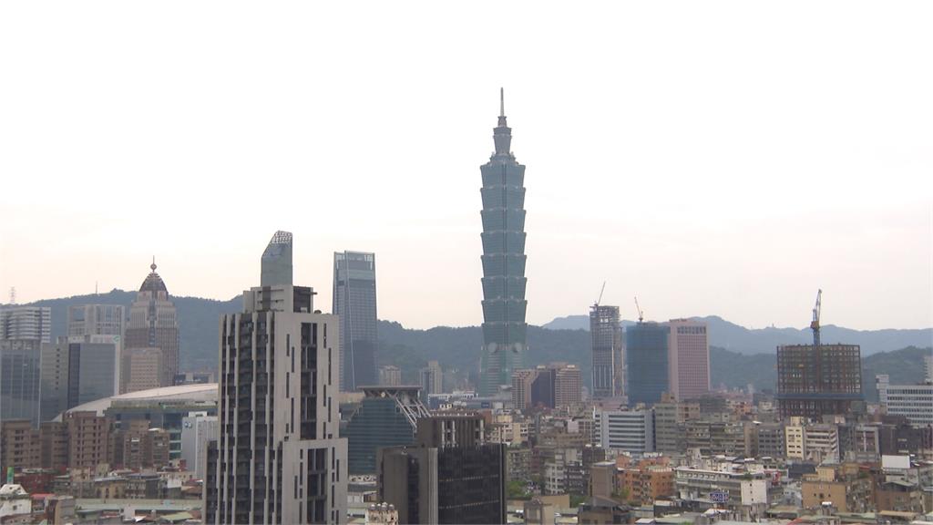 鋒面報到午後變天！　今晚「天氣劇變」全台炸雷雨
