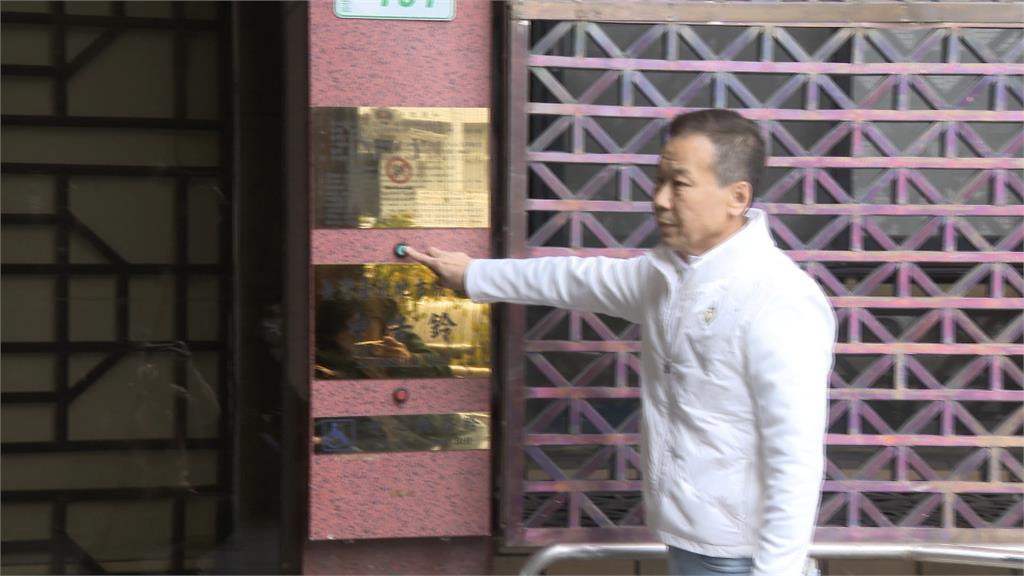 傅崐萁「競選小物案」遭搜索　疑似隱形吹哨者鍾小平：與我無關
