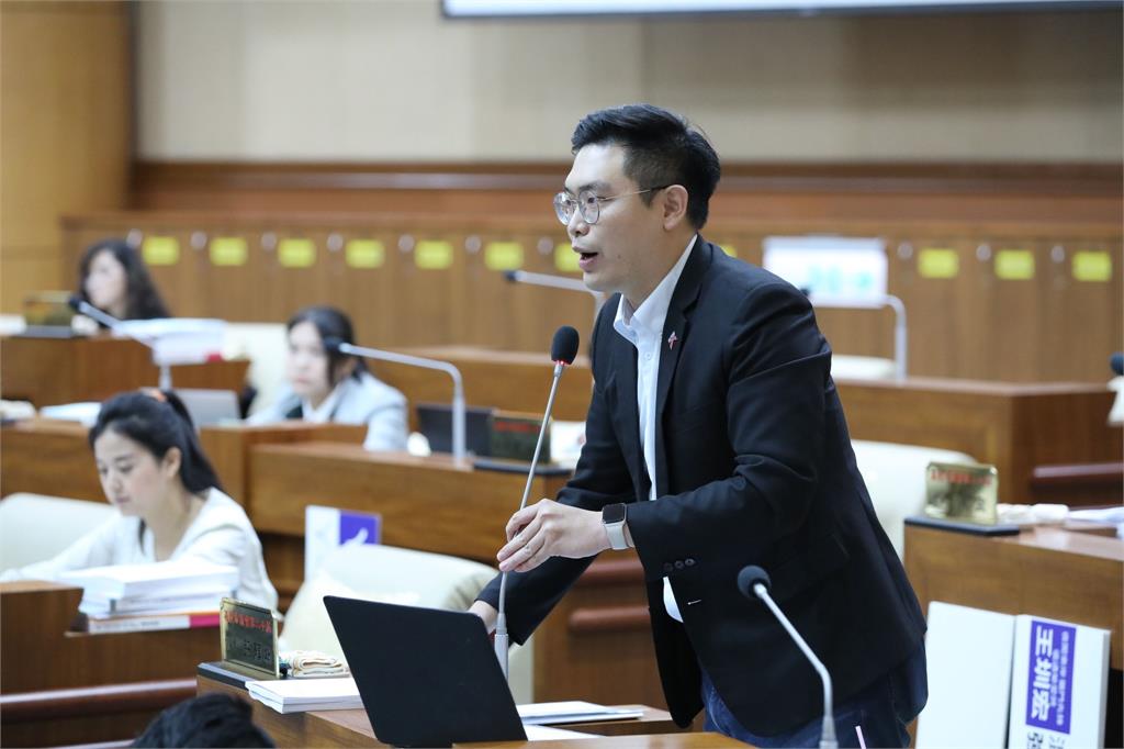 快新聞／基隆議員張顥瀚認罪了　詐助理費遭起訴再延押3個月