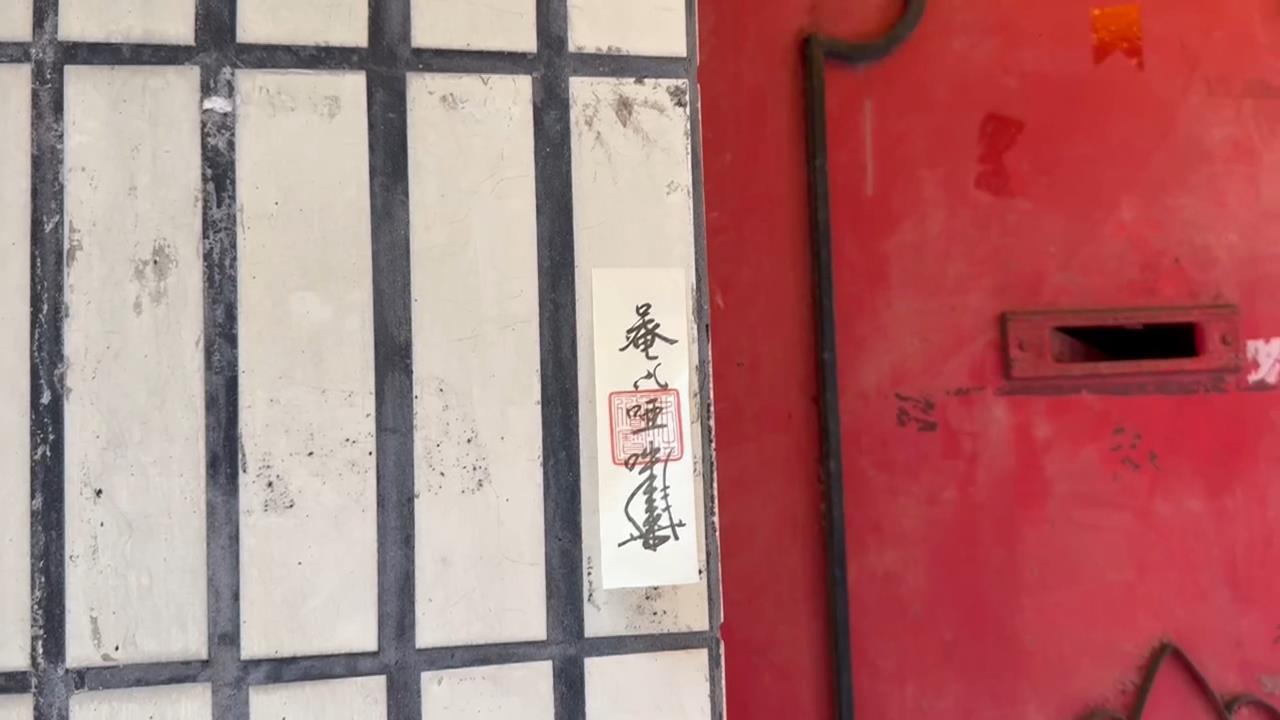 公公狠殺兒媳「幾乎斷頭」！　婆婆原想下樓鄰居急勸阻