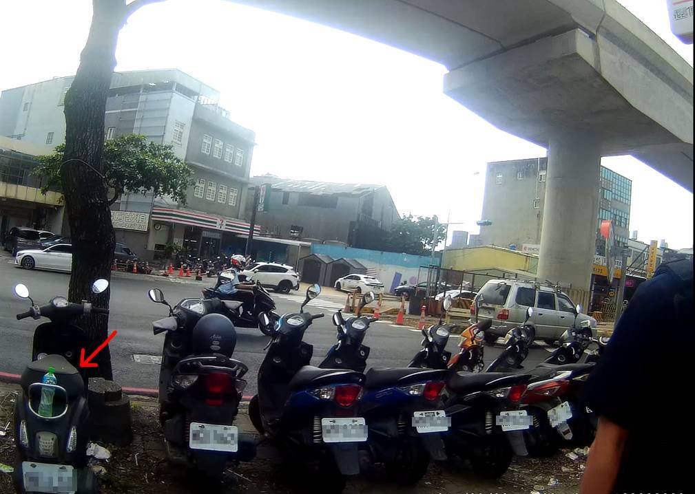 收稅單才想到!男子機車放半年忘停哪 大園警暖心助尋回
