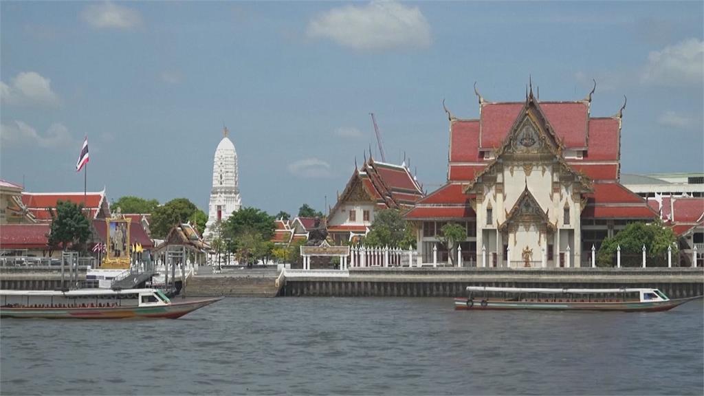 拚觀光！首批免簽中國遊客抵曼谷　泰國總理賽塔親自迎接