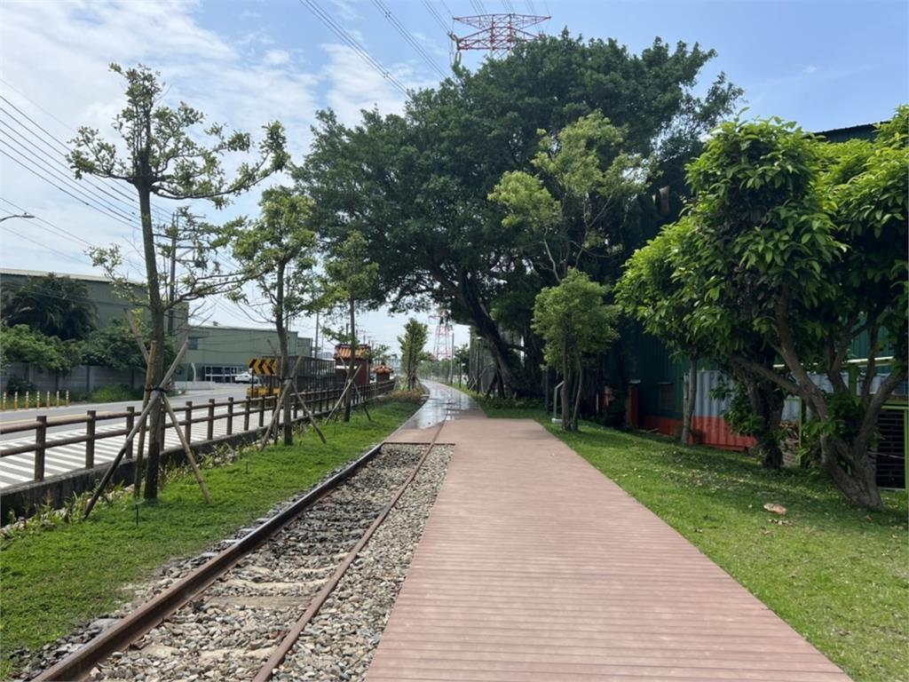 桃林鐵路自行車道延伸至海山車站　飽覽沿途鄉間田野景色