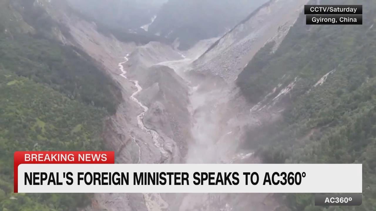 CNN記者直擊山洪搜救現場　尼泊爾官方點名向美中印究責