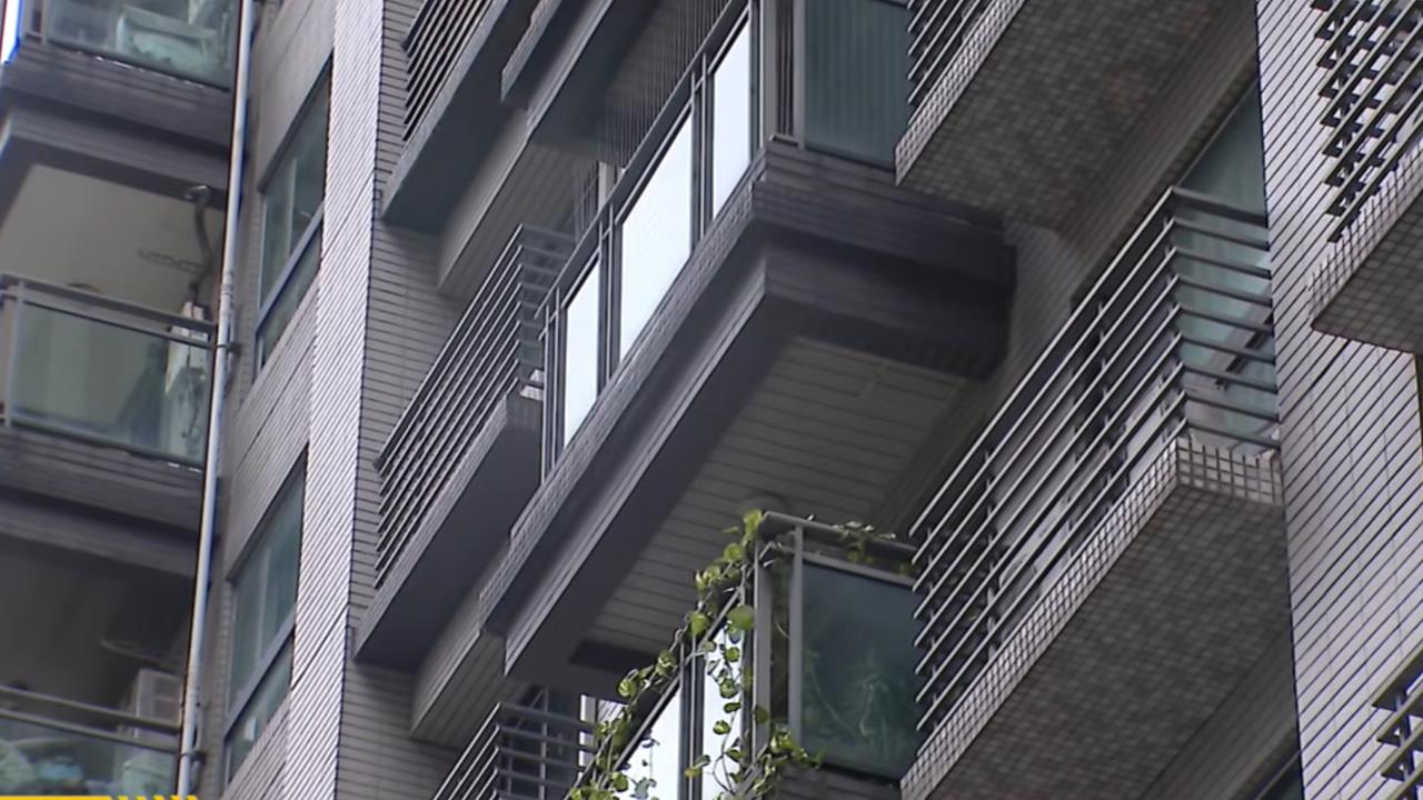 淡水驚爆離奇雙屍命案！夫臥床、妻遭冰封塞冰櫃…警追查意外掀「逃亡黑歷史」