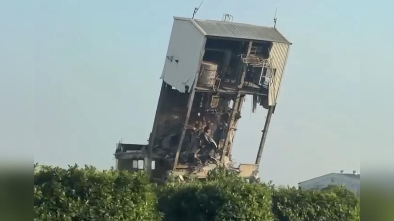 像要跌倒的「霍爾移動城堡」　國1永康段旁傾斜建物掀網熱議