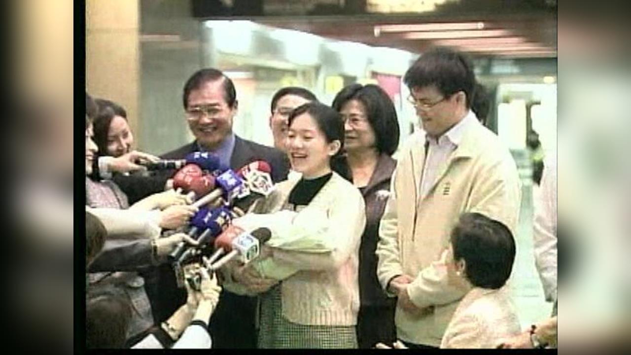 【台灣演義】不畏同學耳語挺身相護「我阿公不會騙人」 趙翊廷暖撫陳幸妤