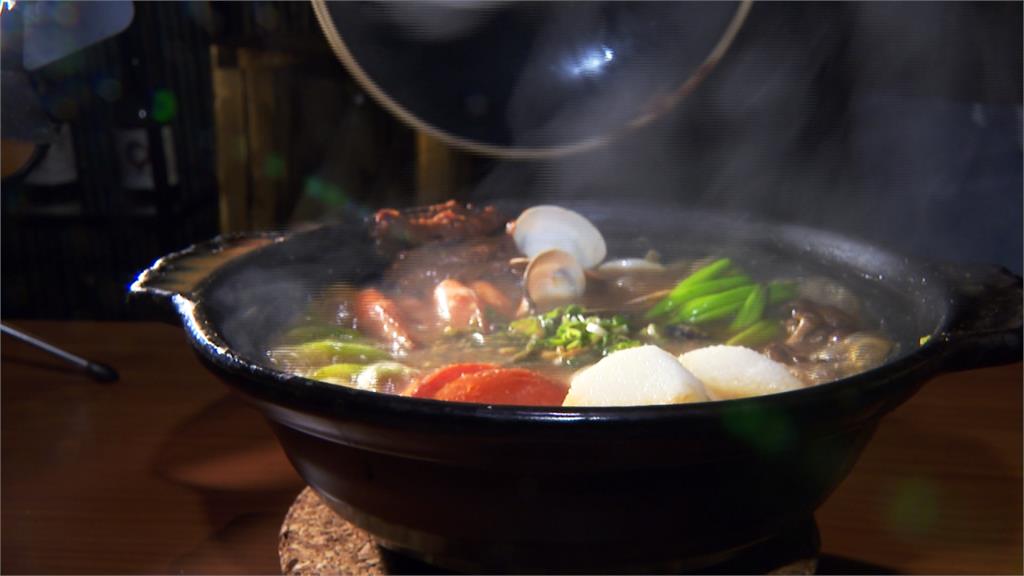 香濃味噌烹鮮蚵！暖呼呼「牡蠣土手鍋」 台北也吃得到