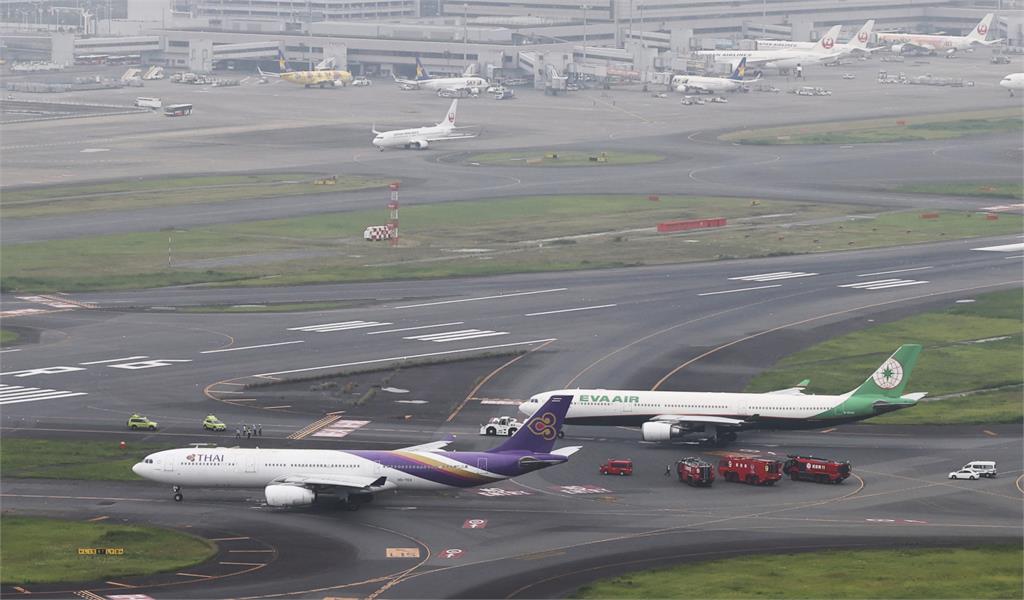 長榮與泰國航空羽田機場碰撞　泰航飛機破損、機場A跑道關閉