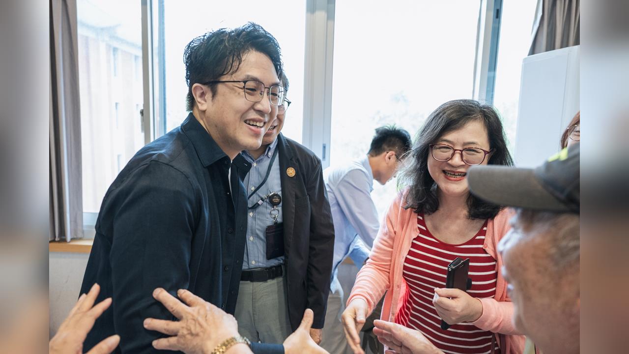 快新聞／沈伯洋競選網站正式上線！眼尖網友早發現「神秘按鈕」　狂捐「這數字」網嗨翻