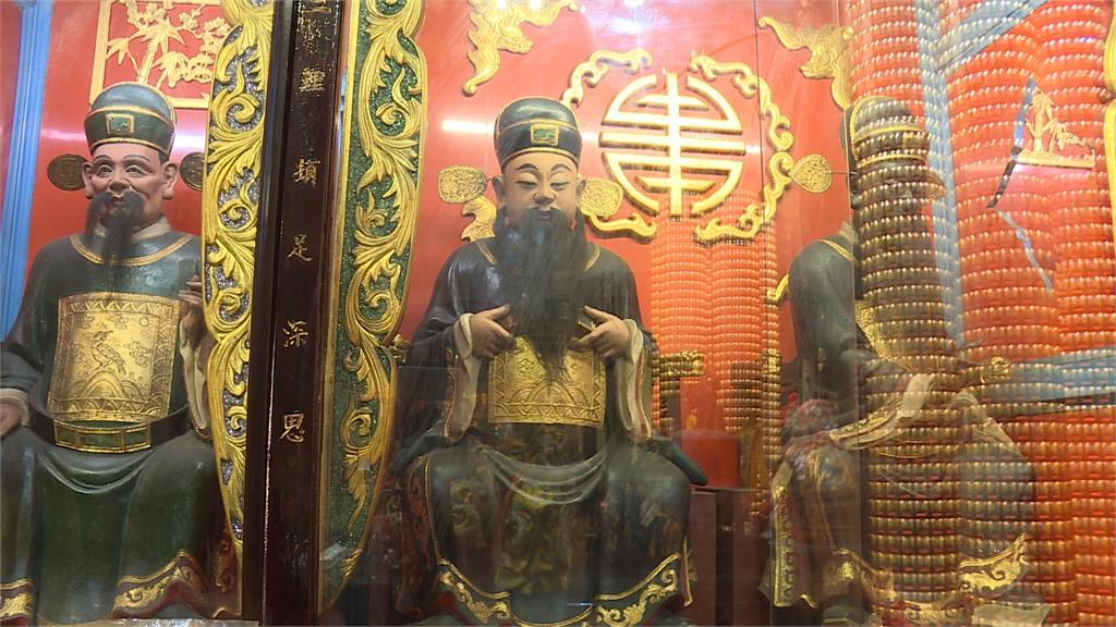 就是神預言！宜蘭與艋舺兩處神尊也「比框框」　呼應陳傑憲