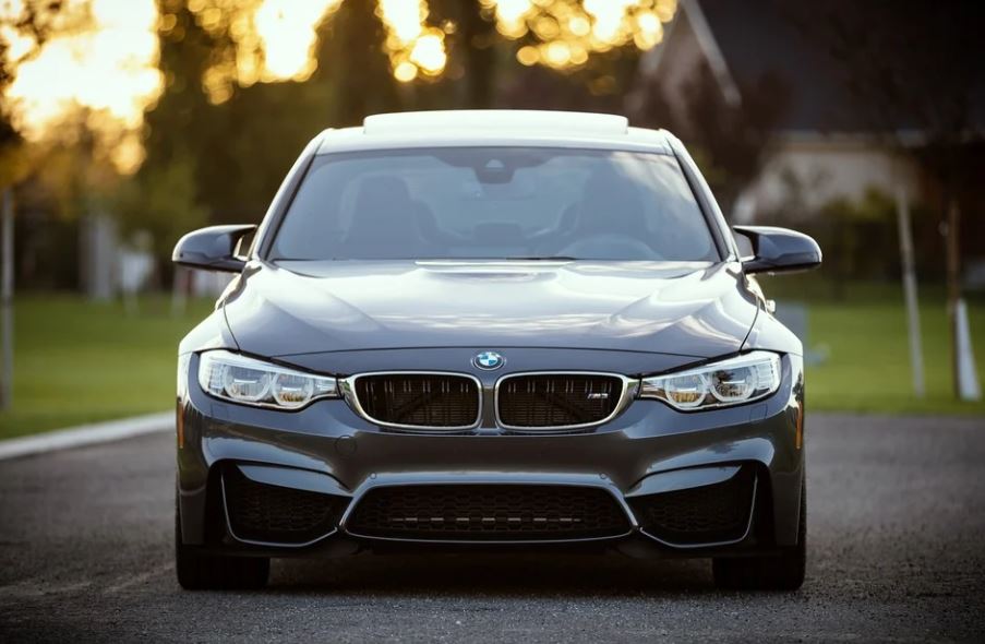 歐洲汽車銷售創新低！BMW執行長示警：降低依賴亞洲晶片