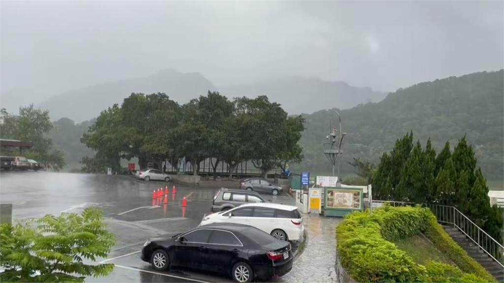 LIVE／爆雨襲台北市、颱風最新動態　氣象局17:40最新說明