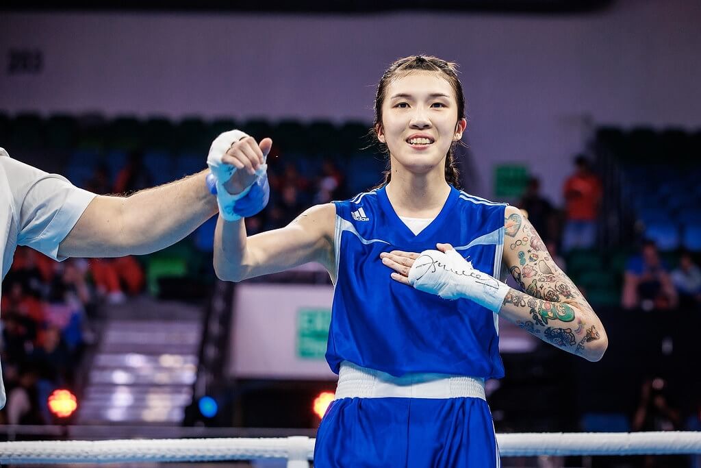 拳擊／壓倒性5：0勝巴西對手！台灣女將黃筱雯晉級年終賽金牌戰