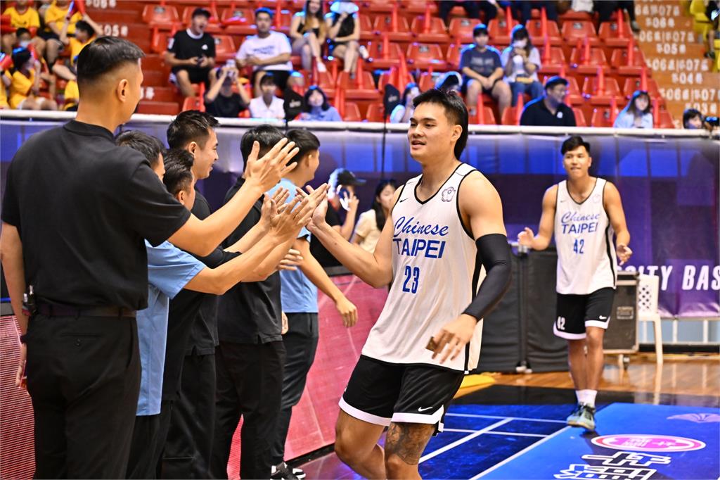 世大運／三分球命中率破5成！世大運台灣男籃亮相　佛光盃首秀大勝日本拓殖大學