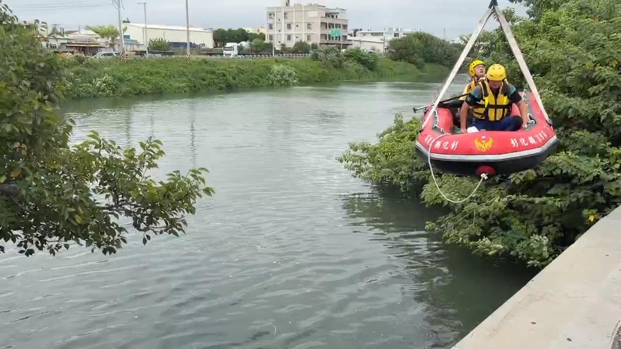 驚險！彰化婦人疑失足墜圳溝夫跳水搶救　雙雙溺水