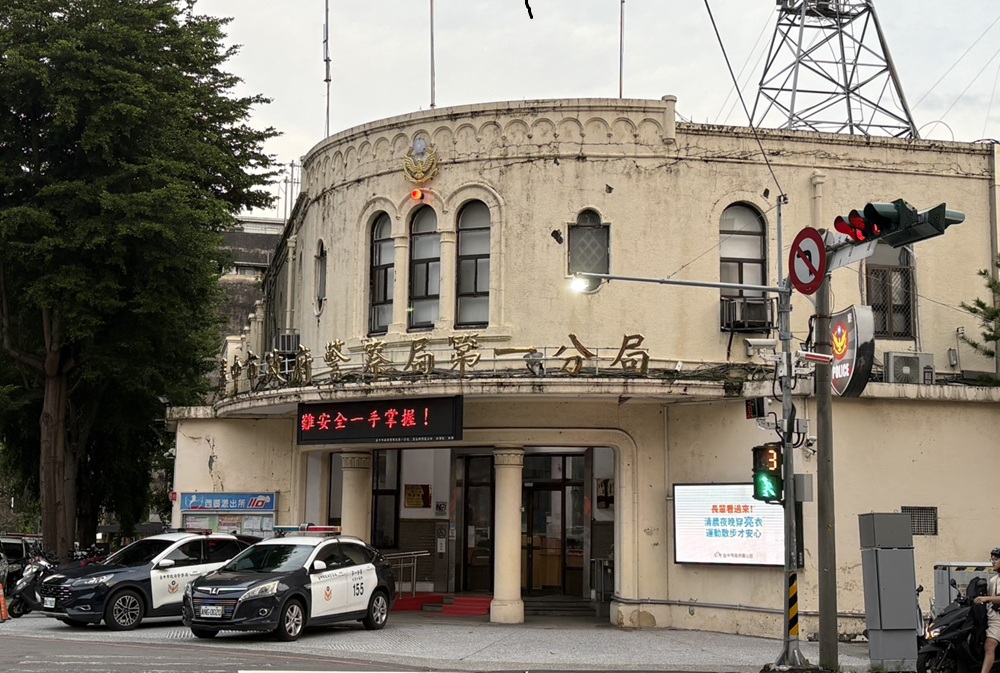 就是要賖帳 41歲女員工氣憤揮刀劃傷手臂