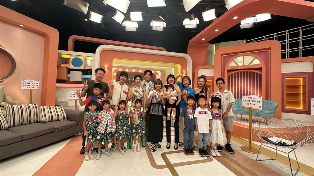 Vicky帶4個小孩出國光機票住宿就六位數！出國一次心淌血一次