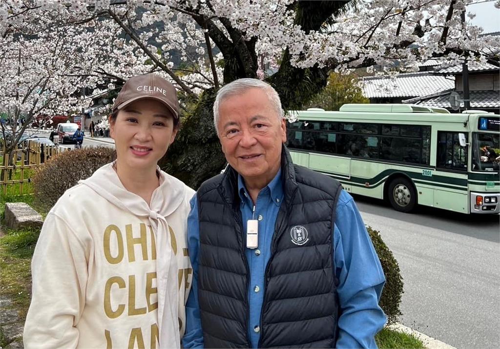  郁方公公病逝土耳其　棺木運回台火化與婆婆合葬金寶山