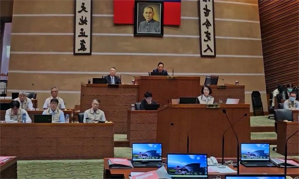 林姿妙縣長施政總質詢「大吐苦水」　副議長：別把議場當法庭