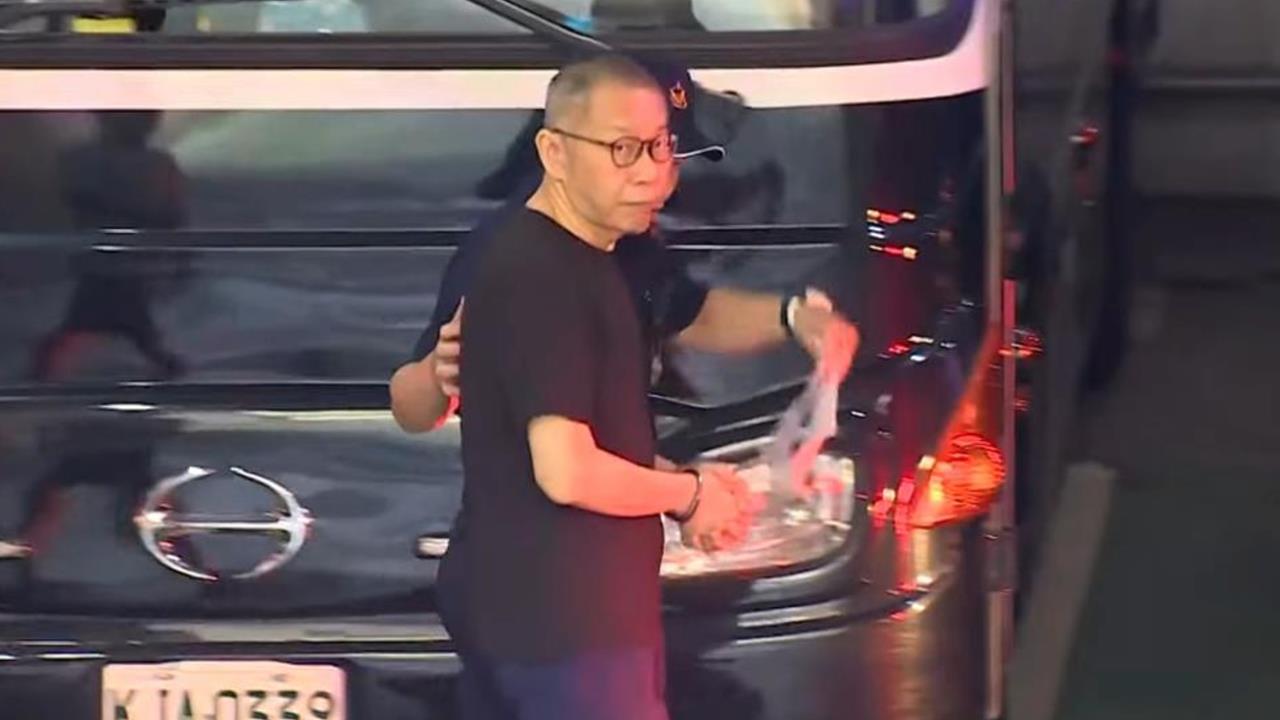 柯文哲喊羈押1年「看到台灣最底層的人」！周軒「揭1事」酸：看守所的特權階級