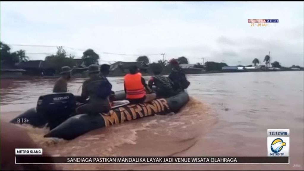 連日豪雨成災 印尼婆羅洲島多地爆發大洪水