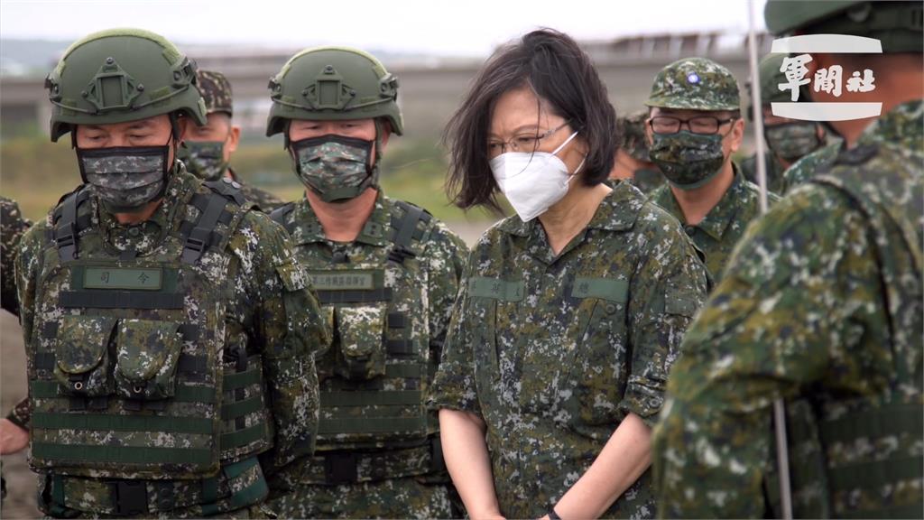 蔡總統穿迷彩服　視導聯合反登陸作戰演練