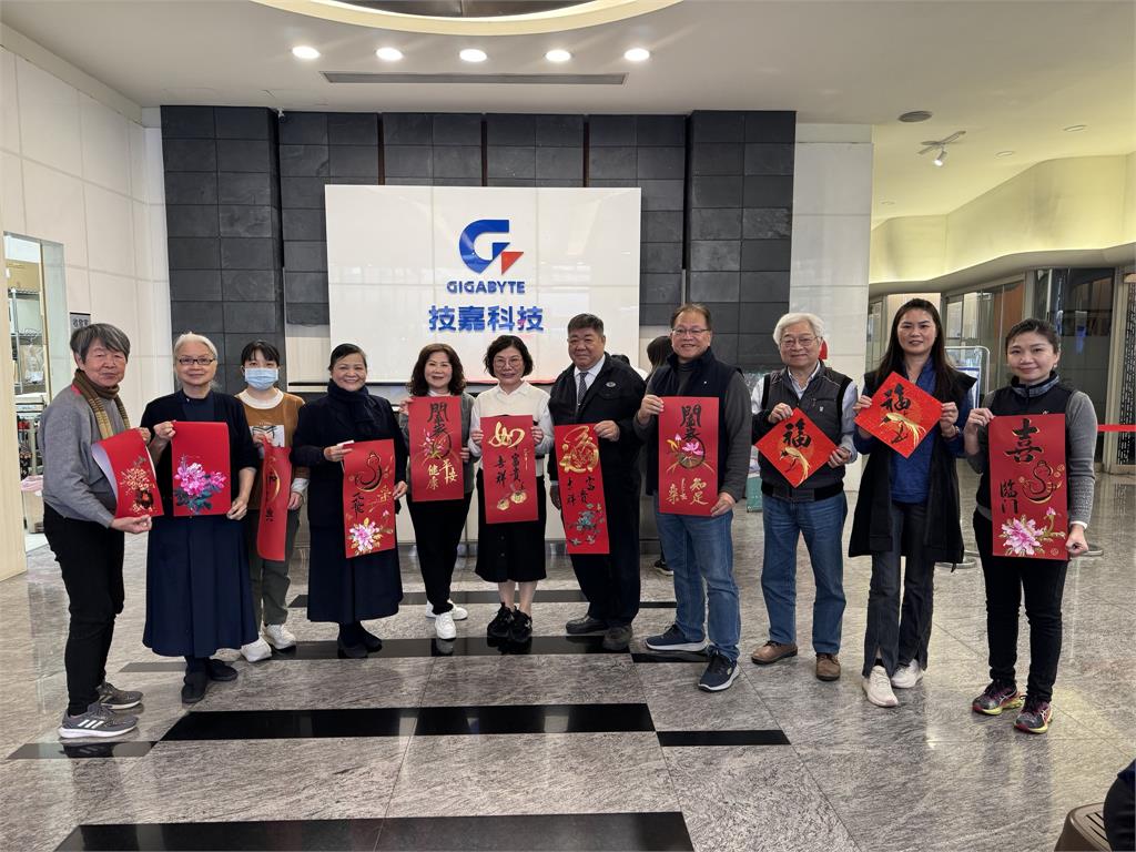 技嘉科技春節前捐熱血  蛇年注入生命新力量 445袋熱血暖人心